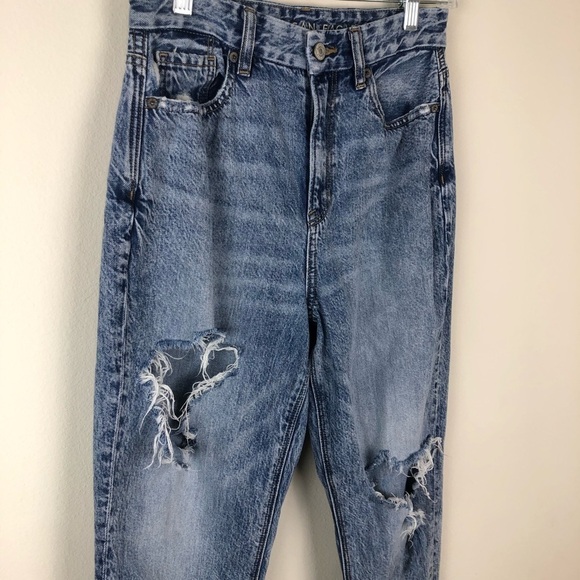American Eagle- Curvy Mom Jean 90’s wash (0 short) - Picture 3 of 15